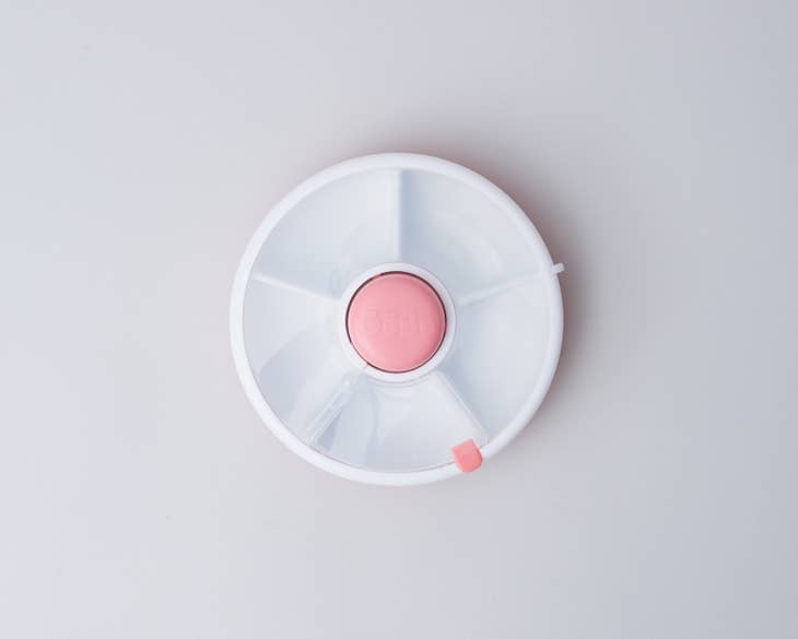 Snack Spinner - Blue, Purple, Pink, Green