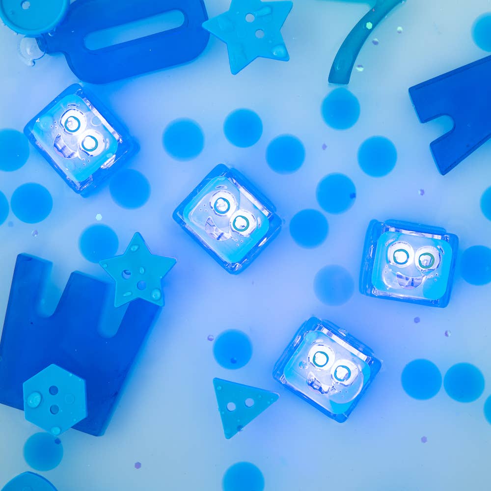 Glo Pals Light-Up Cubes - Multiple Colors