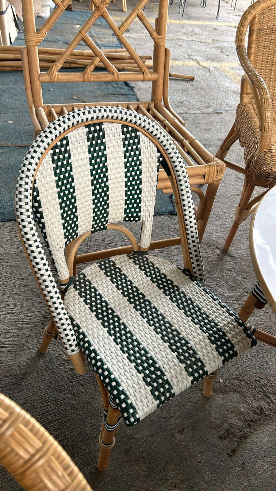 Mini Vale Set - Kids Table and Chair Pair