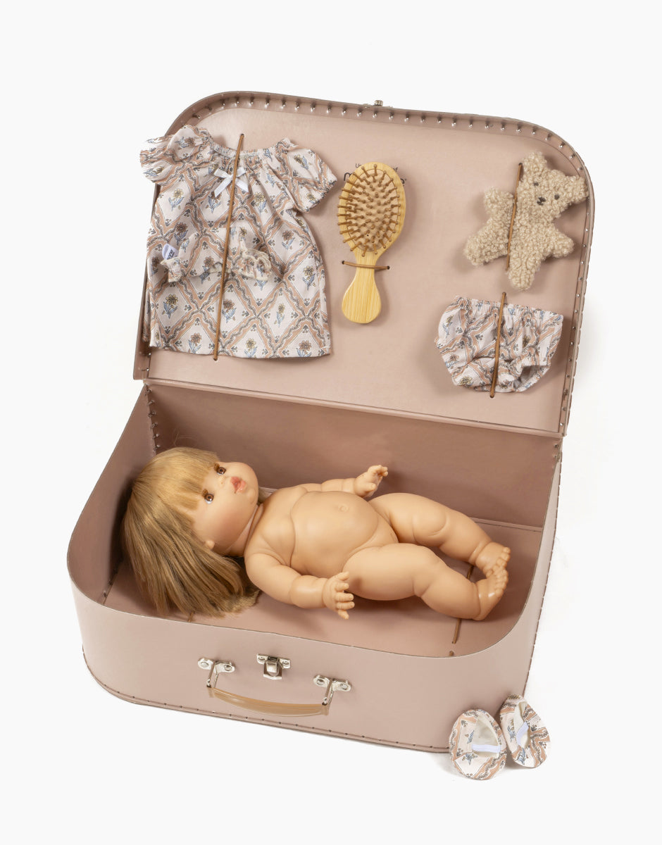 Minikane "Le Quotidien" Suitcase Yze Doll with Alma Accessories