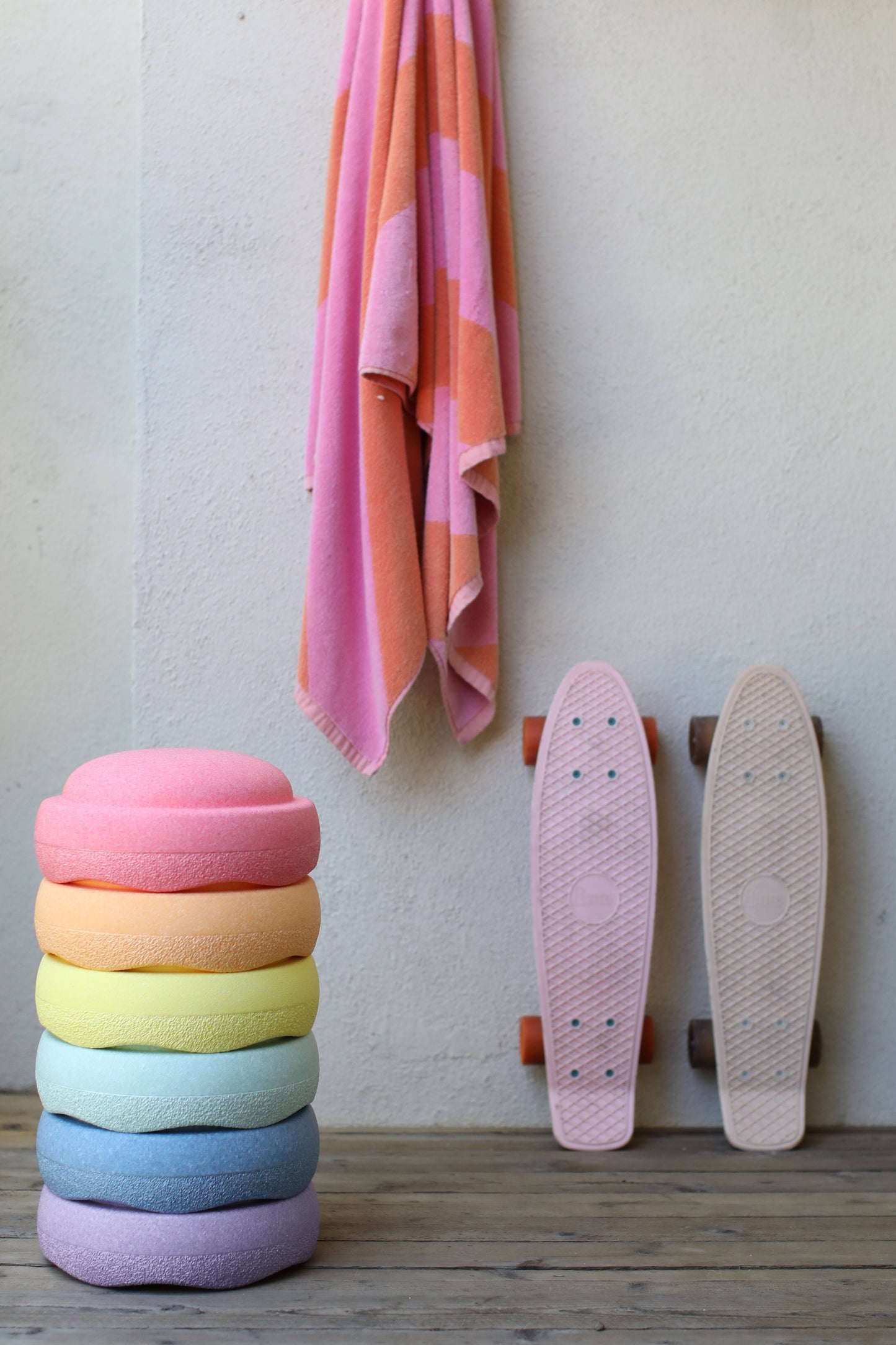 Stapelstein® Rainbow Set Pastel + Board
