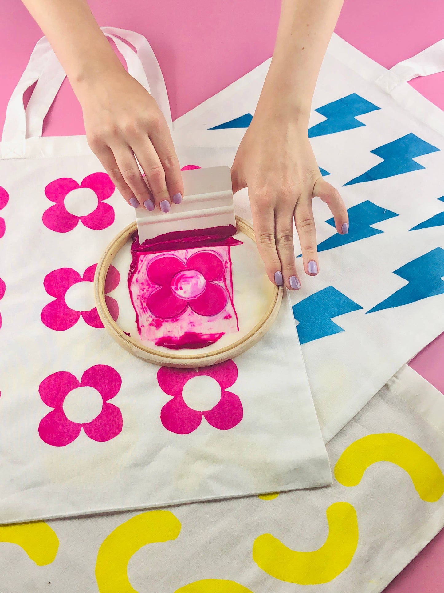 Screen Print A Tote With An Embroidery Hoop Kit
